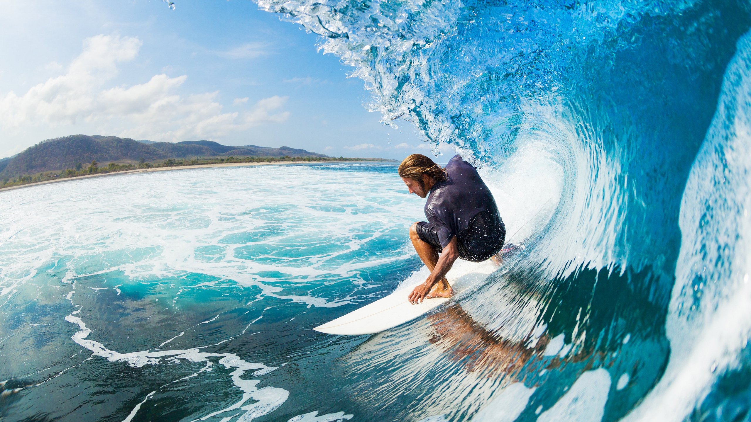 体育旅游持续升温 冰雪项目带火东北地区，冰雪类体育项目